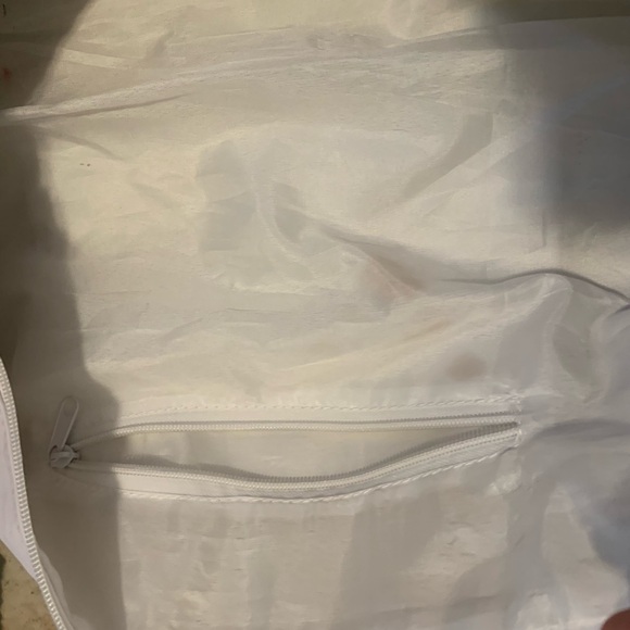 Lacoste Parfums Duffel Bag - White and Red - Picture 3 of 14